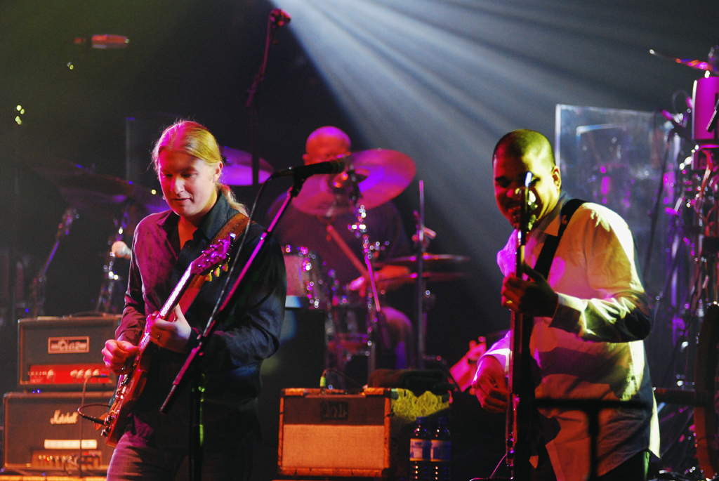 Derek and Oteil at the Beacon, opening night 2009